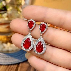 Teardrop Shape Inlaid With Red stone Dangle Earrings